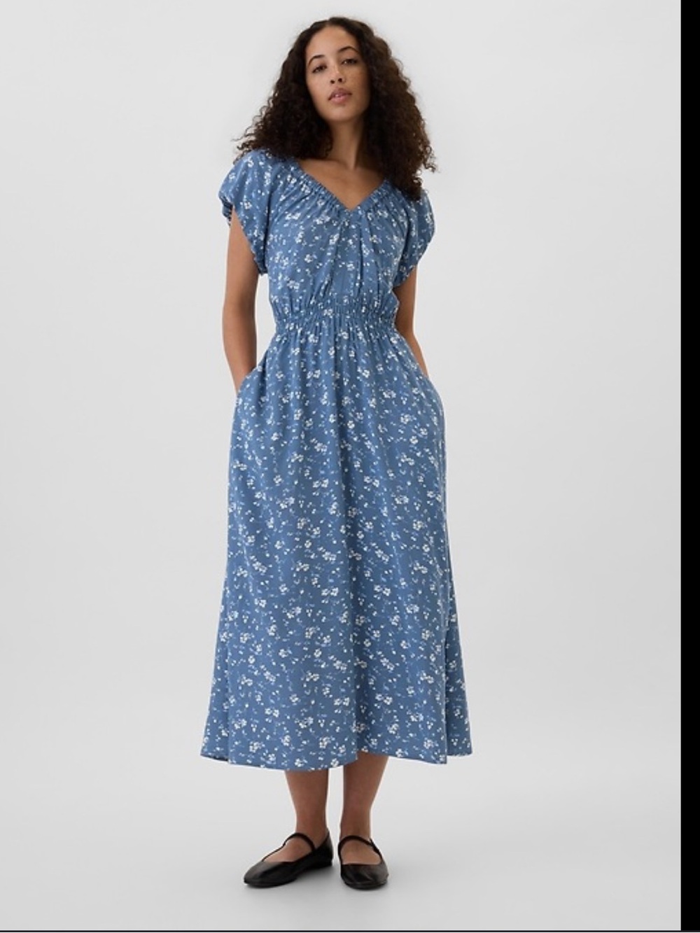 GAP Blue Floral V-Neck Smocked-Waist Maxi Dress
